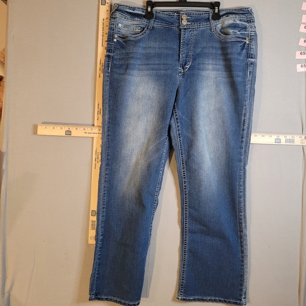 Wallflower Luscious Curvy Bootcut Jeans Womens 18 Plus Short Medium Wash